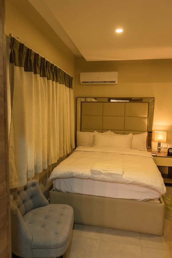 אבוג'ה Iris Hotel Wuse 2 מראה חיצוני תמונה